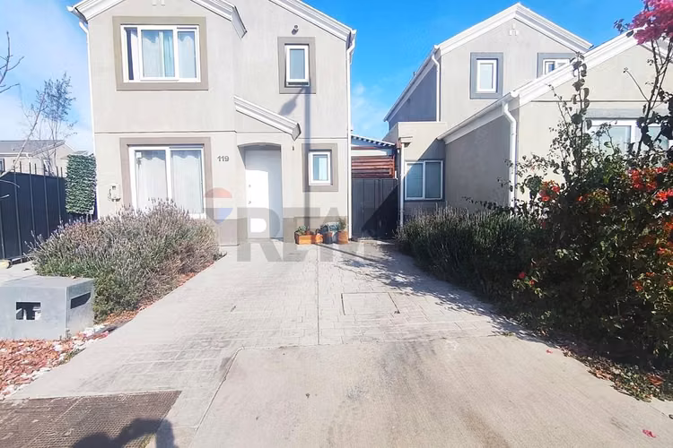 Precio insuperable casa sector laguna del sol