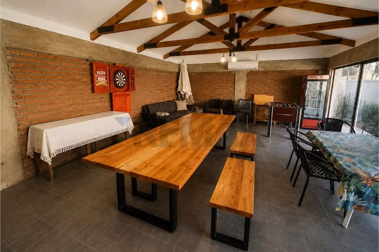 Espectacular casa en condominio bordeandino