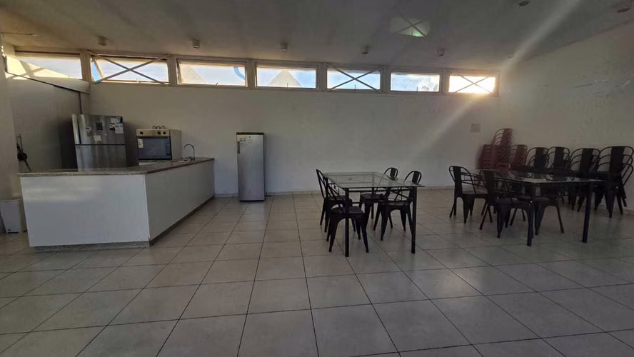 VENDE DEPTO 3D 2B PISCINA SEGURIDAD 24-7 (172917)