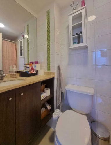 VENDE DEPTO 3D 2B PISCINA SEGURIDAD 24-7 (172917)