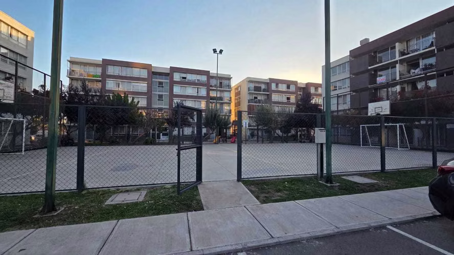 VENDE DEPTO 3D 2B PISCINA SEGURIDAD 24-7 (172917)