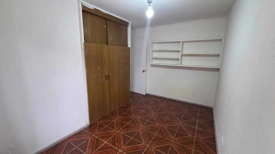 Cómodo Depto con Piso de Cerámica 2° Piso (172915)