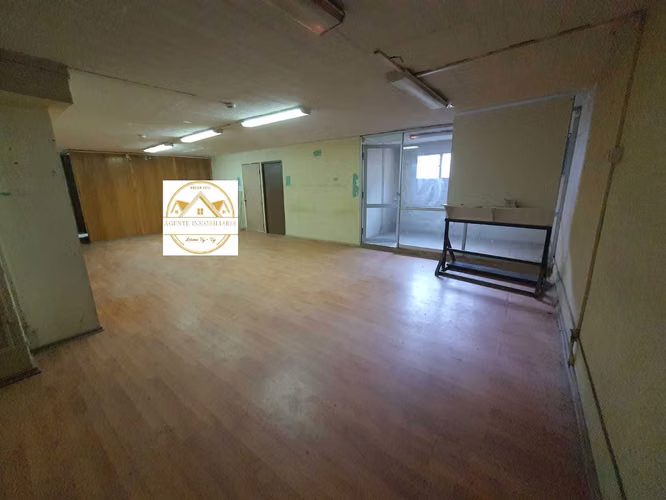 Local calle Ejercito 400m2 + 1 estac. (172888)