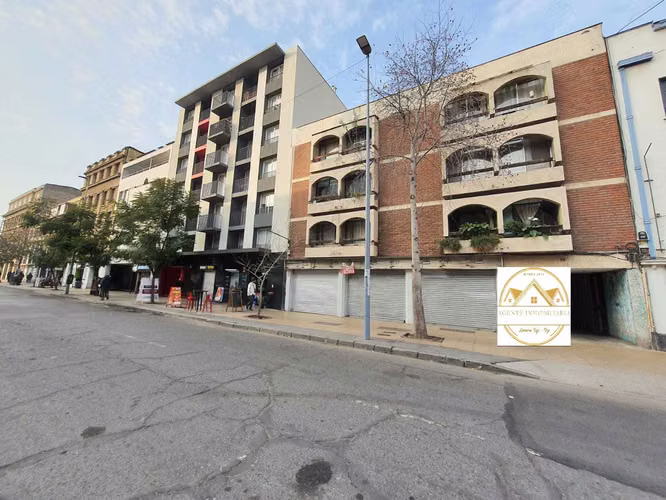 Local calle Ejercito 400m2 + 1 estac. (172888)
