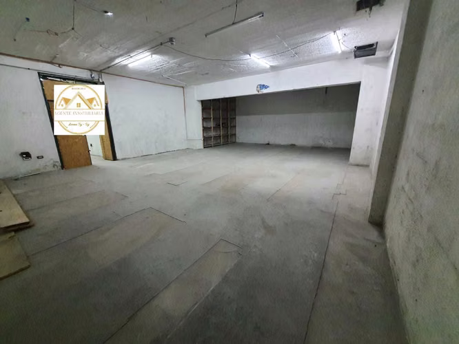 Local calle Ejercito 400m2 + 1 estac. (172888)