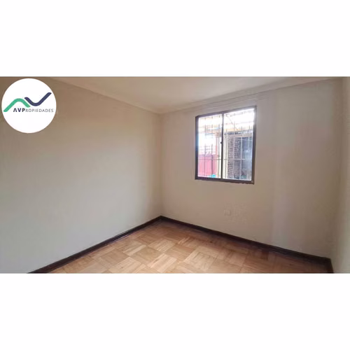 ARRIENDO AMPLIA CASA EN LA CISTERNA (172828)