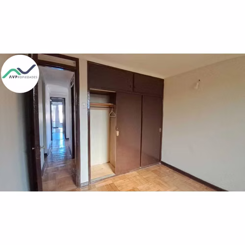 ARRIENDO AMPLIA CASA EN LA CISTERNA (172828)