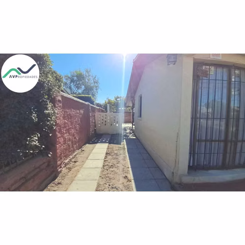 ARRIENDO AMPLIA CASA EN LA CISTERNA (172828)