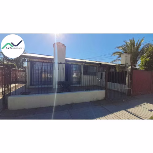 ARRIENDO AMPLIA CASA EN LA CISTERNA (172828)