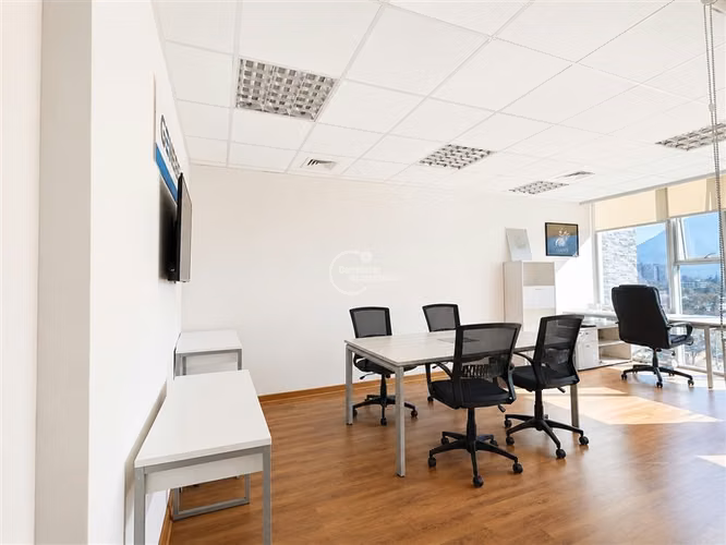 Oficina en arriendo en Vitacura, Planta libre