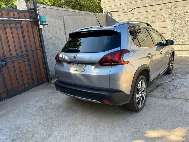 Peugeot año 2018, modelo ALLURE 2008 BLUE-HDI DIESEL 1.6