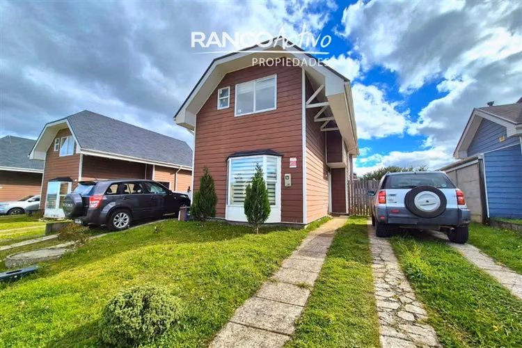 Comoda casa en venta, 3 dorm. sector colegios, Puerto Varas