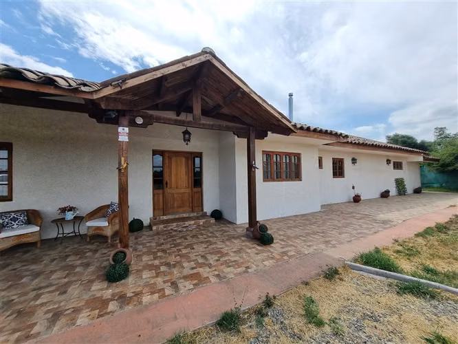 Casa en venta de 4 dorm. en San Fernando