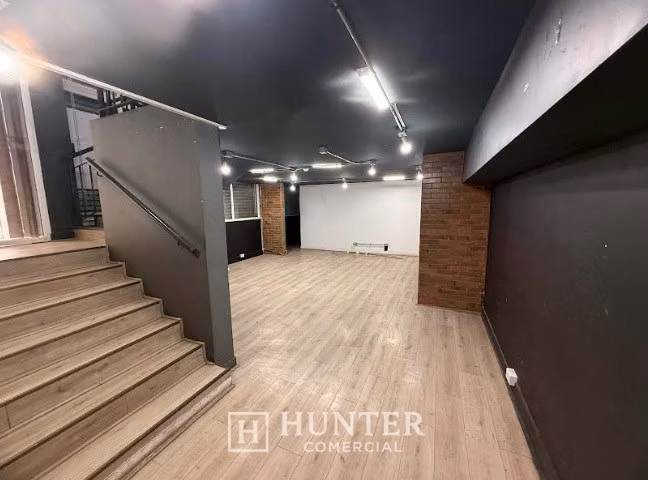 Local Comercial 120 m2 Carmen-Sta. Isabel, Santiago