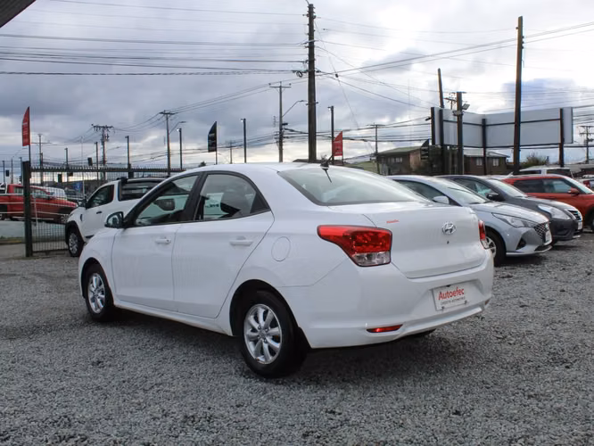 HYUNDAI Verna 1.4 CB 2021