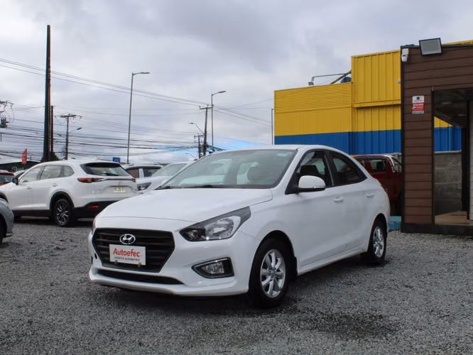 HYUNDAI Verna 1.4 CB 2021