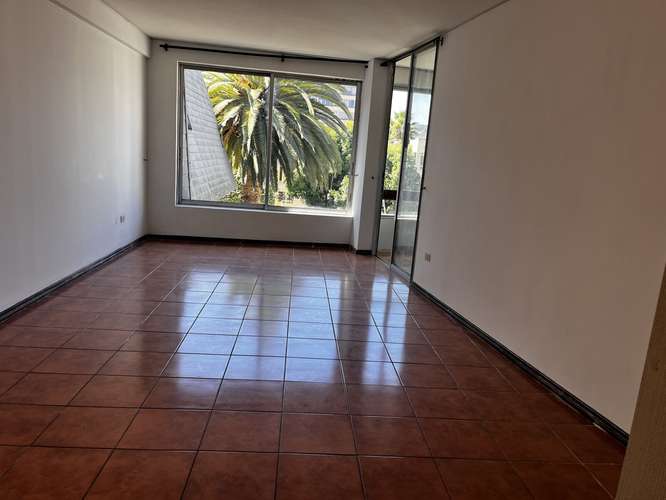 Arrdo Reñaca Soleado, 3 Dorm 2 Baños y Bod, a pasos playa - Imagen 4