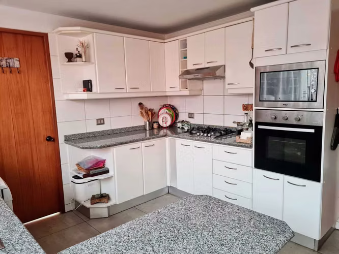 Venta casa 6 Dor 5 Bañ Quincho y piscina (172400)