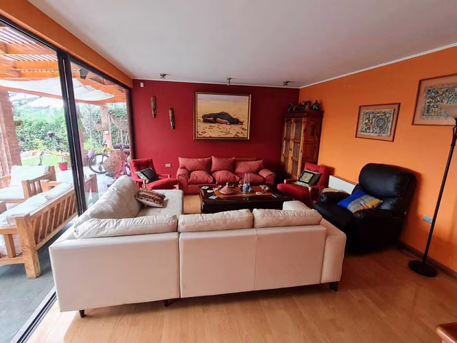 Venta casa 6 Dor 5 Bañ Quincho y piscina (172400)