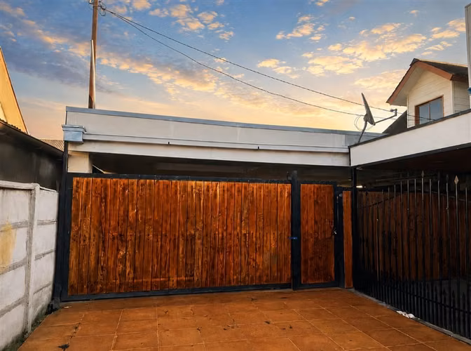 Casa en venta de 3 dorm. en Talca