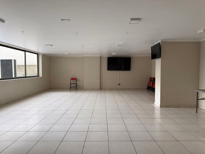 Venta Departamento 50 mts, Metro Santa Ana