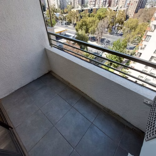 Departamento en Arriendo 3D2B con 2 terrazas, Estac. y Aire Acondicionado