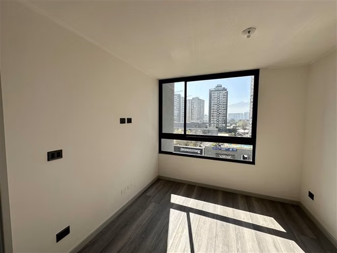 Departamento amoblado de 2 dorm. /1E/1B en La Florida