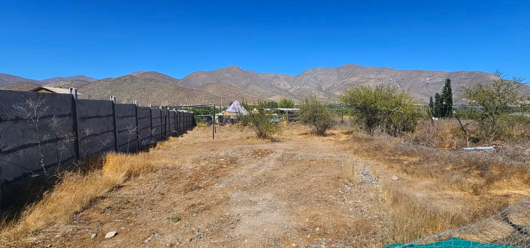 SE VENDE TERRENO PLANO, APTO PARA CONSTRUCCION