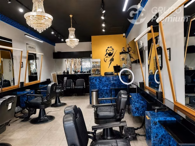 OPORTUNIDAD DERECHO LLAVES BARBERÍA PELUQUERÍA STRIP CENTER