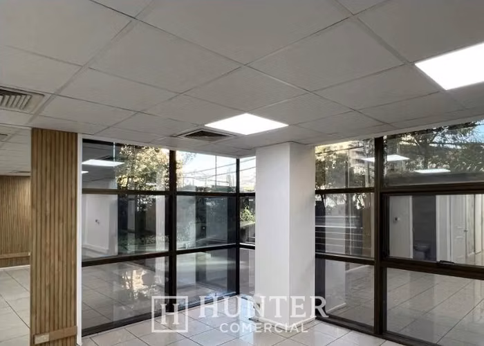 Oficina 99 M2 Emporesas-Serv. Profesionales, pasos Metro