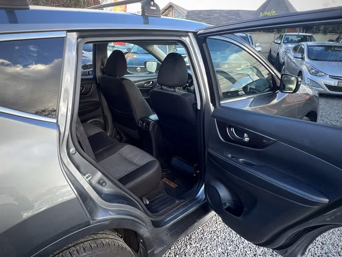 NISSAN X-TRAIL 2.5 2019