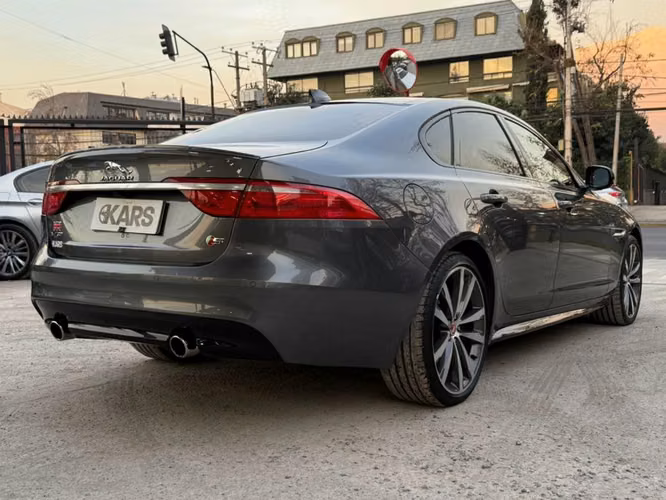 JAGUAR XF  2017