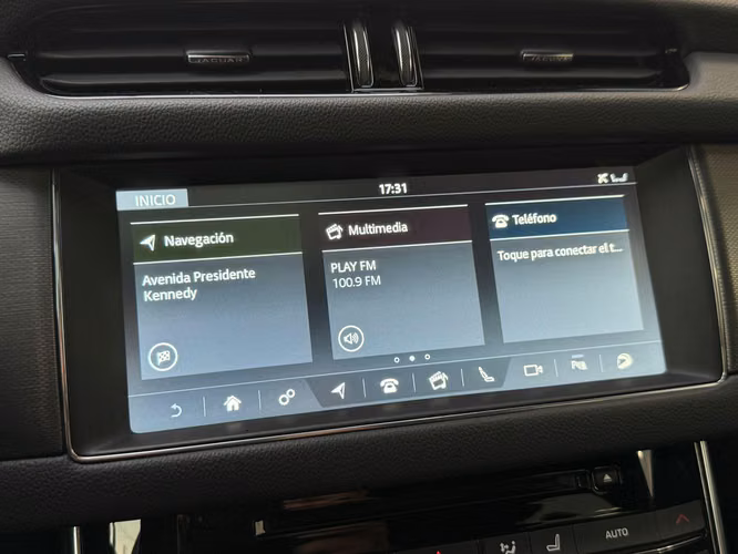 JAGUAR XF  2017
