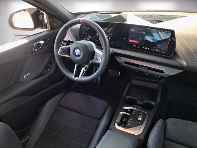 BMW M135 XDRIVE 4X4 2.0 AUT 2025