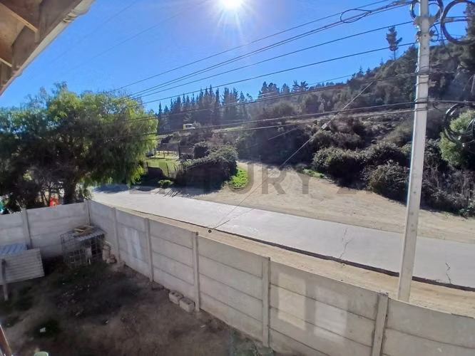 Venta amplia e iluminada casa en Casablanca