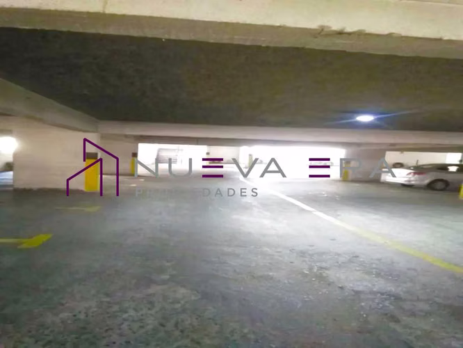 Estacionamiento en Venta – Edificio Carillón (173089)