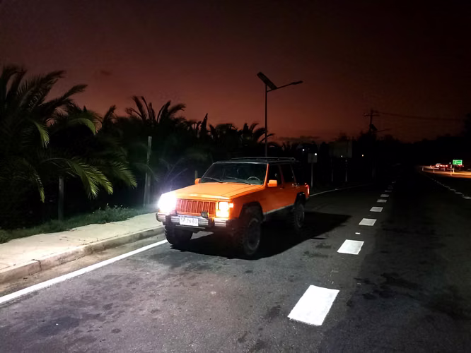 Jeep Cherokee XJ Laredo 4.0 Automático 1989