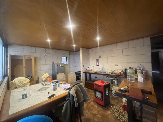 Casa de Destino Mixto con Galpón y 3 Viviendas Inversión - Imagen 4