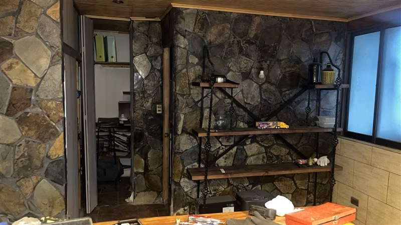 Casa de Destino Mixto con Galpón y 3 Viviendas Inversión - Imagen 5