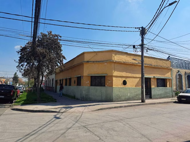 CASA ESQUINA POTENCIAL COMERCIAL (173137) - Imagen 2