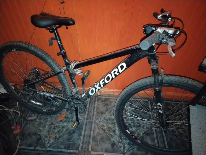 Bicicleta Oxford MTB Emerald Aro 29 – Como nueva, muy poco uso