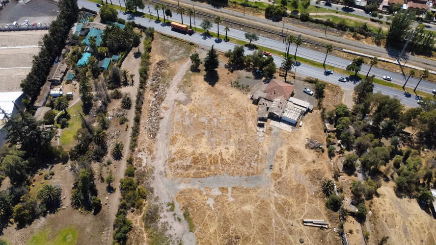 TERRENO INDUSTRIAN DE 2,7 HECTAREAS EN CAMINO A MELIPILLA