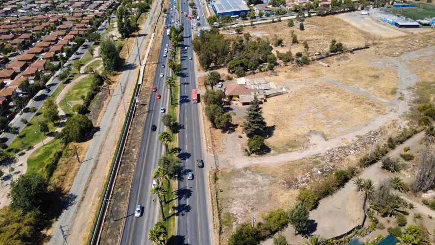 TERRENO INDUSTRIAN DE 2,7 HECTAREAS EN CAMINO A MELIPILLA