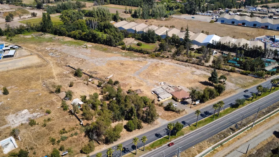 TERRENO INDUSTRIAN DE 2,7 HECTAREAS EN CAMINO A MELIPILLA