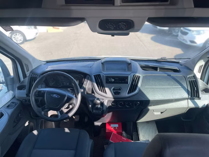 FORD TRANSIT BUS 2022 18 PASAJEROS