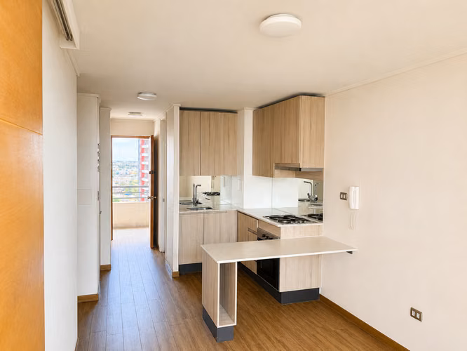 Arriendo departamento 2D/2B en Estación Central, luminoso y bien conectado