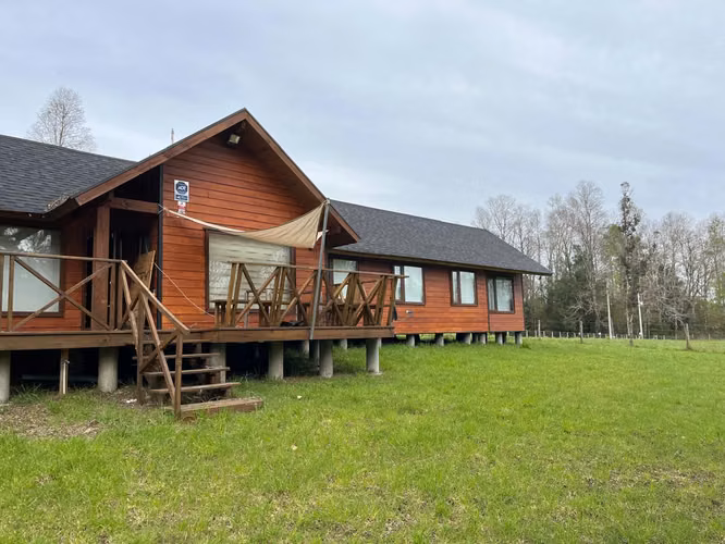 Invierta en Calidad de Vida | Casa Moderna en Parcela con Bosque Nativo