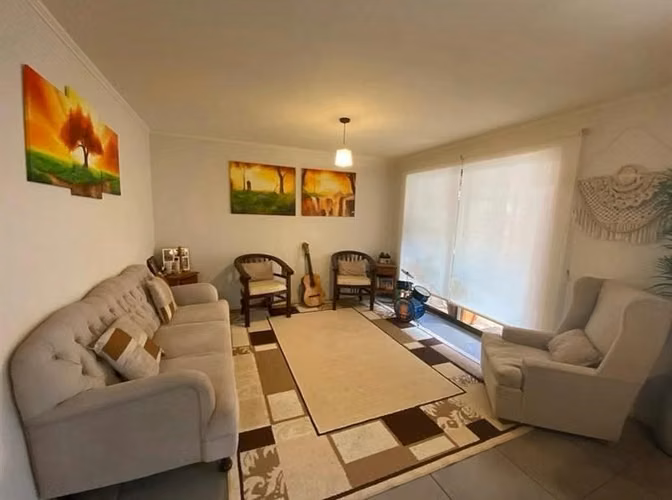 EN VENTA HERMOSA CASA EN PARQUE EL AVELLANO, 3D / 2 B. TALCA