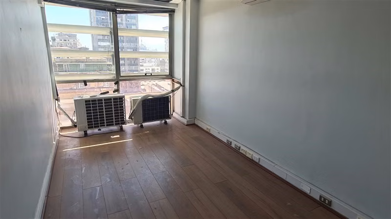 Oficina Arriendo Santiago Plaza de Armas 93m2 2P 2SR 2B K