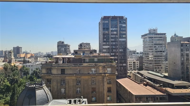 Oficina Arriendo Santiago Plaza de Armas 93m2 2P 2SR 2B K